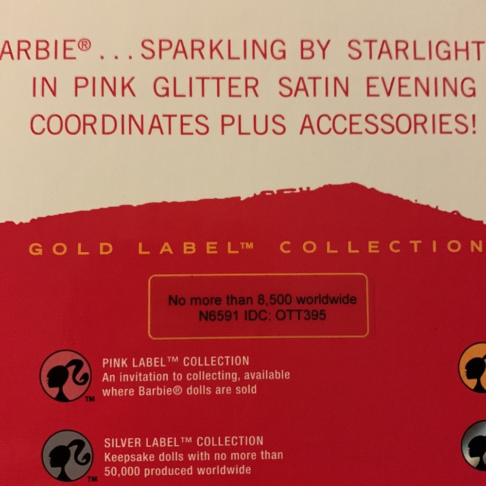 Barbie Sparkling Pink Gift Set. - Picture 6 of 7